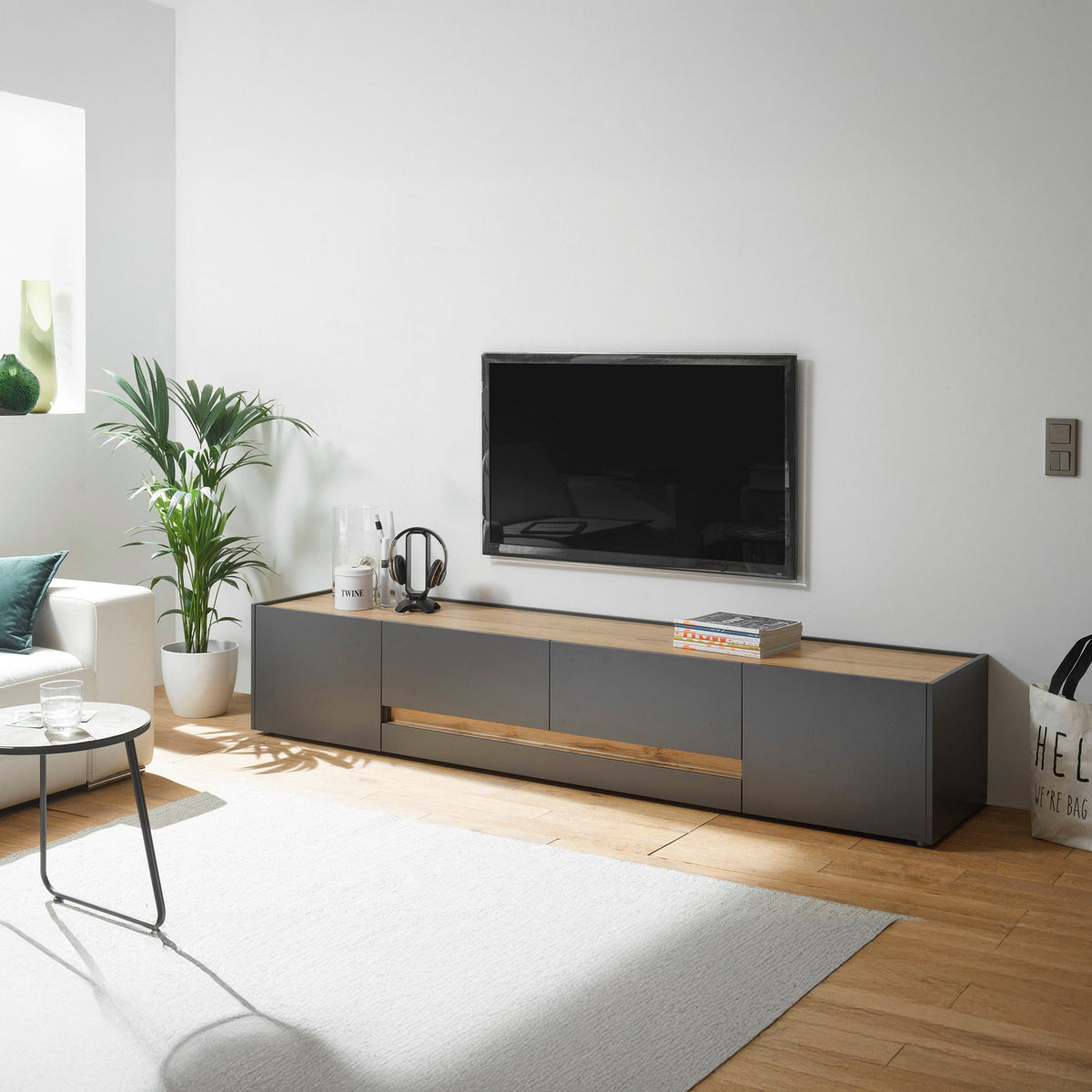 TV table 140x40 cm